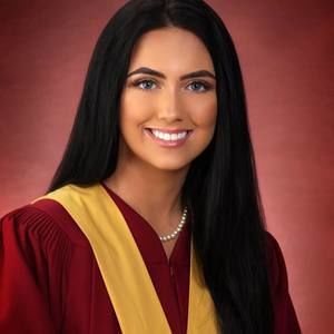 Meet your Posher, Dakota